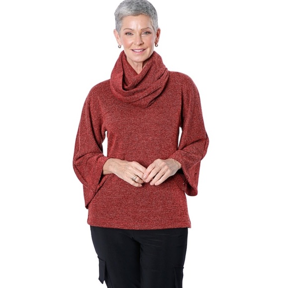 Nwt MARALLIS heavy knit top with detachable collar/scarf - Picture 2 of 7